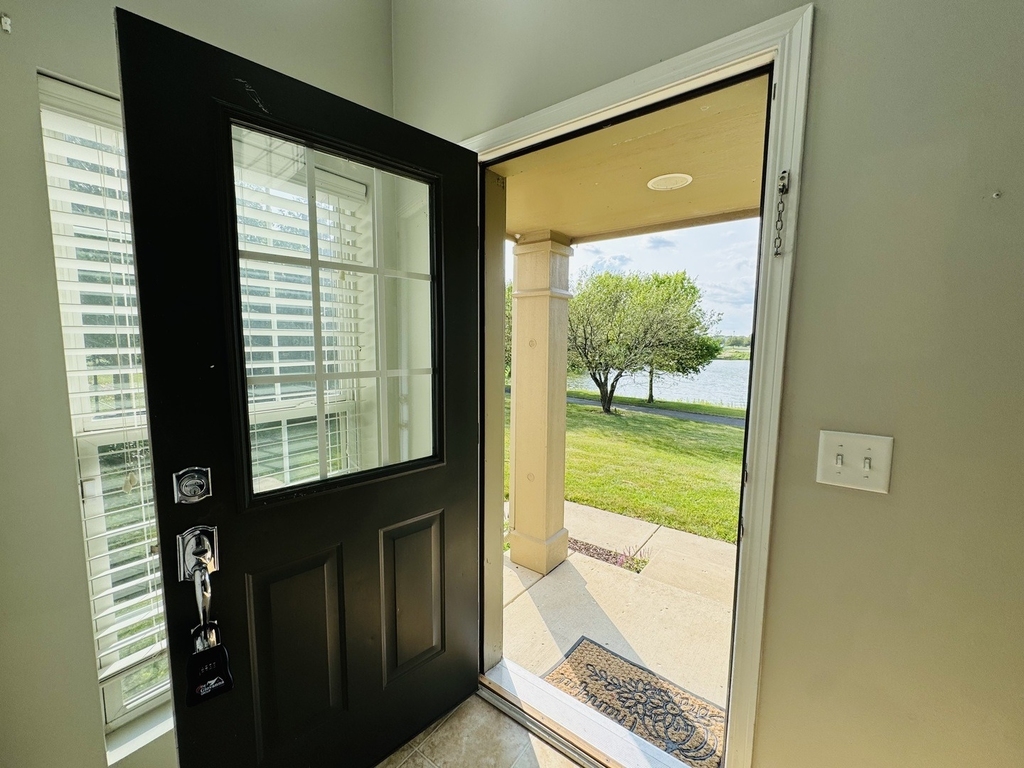 1399 Crimson Lane - Photo 4