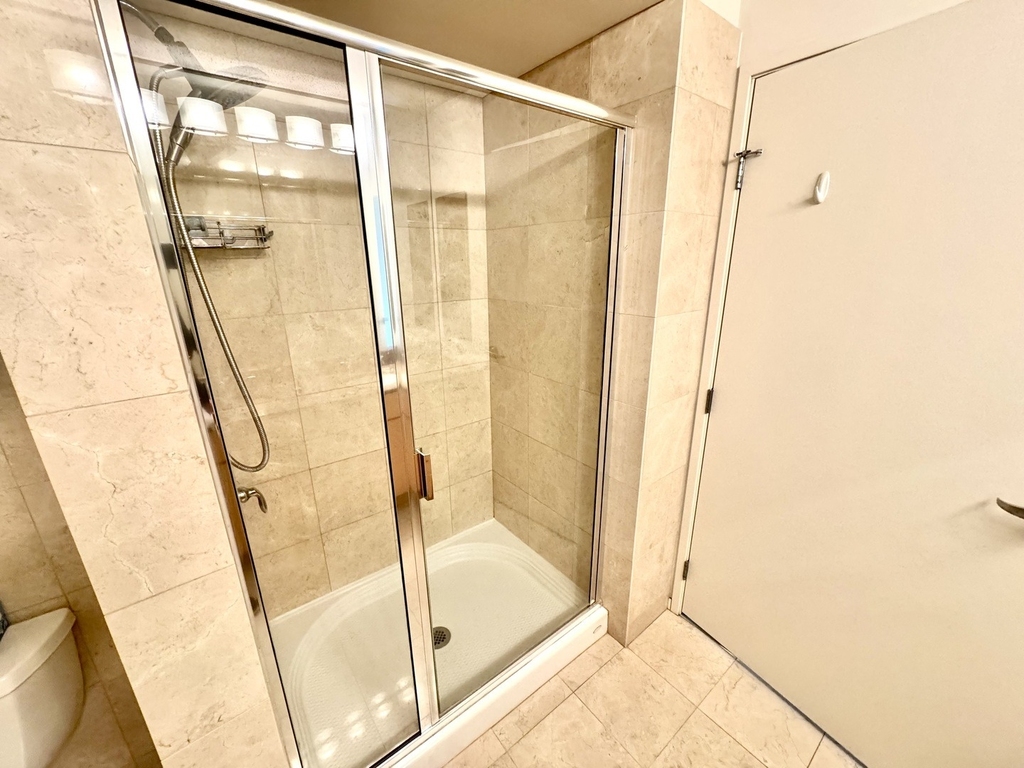 9725 Woods Drive - Photo 10