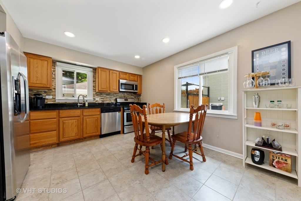721 N Bierman Avenue - Photo 5