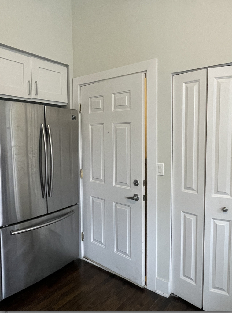 1205 W Webster Avenue - Photo 2