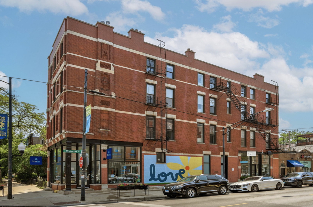 1205 W Webster Avenue - Photo 0