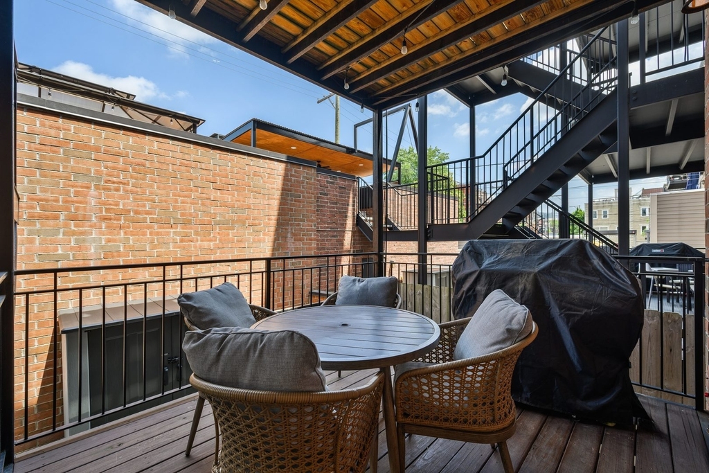 1516 W Ohio Street - Photo 22
