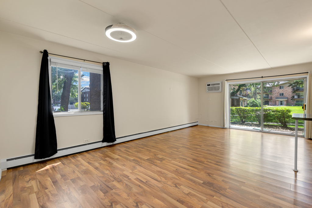 5325 Waterbury Court - Photo 10