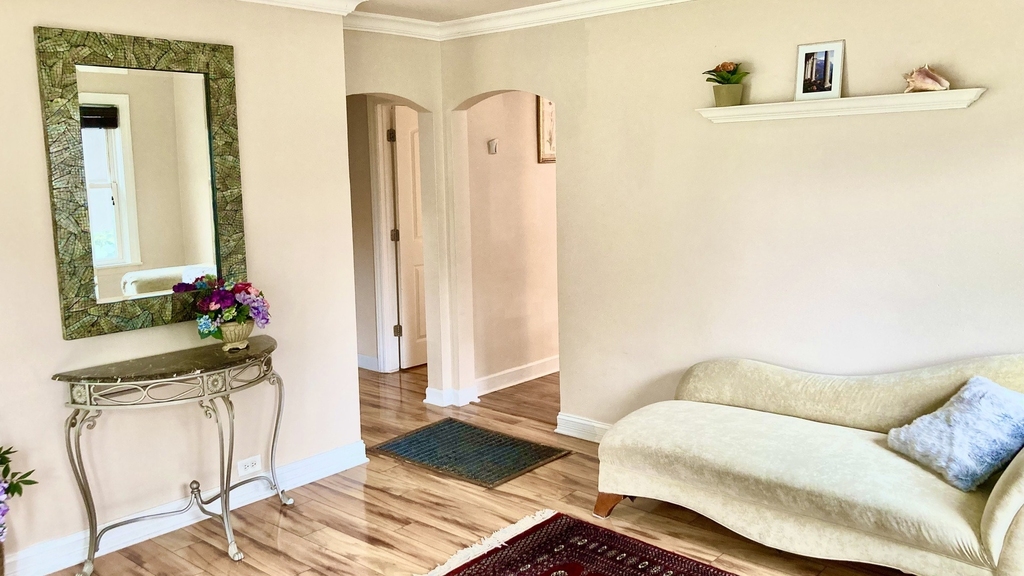 207 Village Road - Photo 8