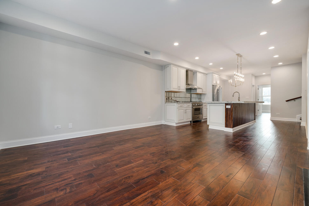 1919 N Drake Avenue - Photo 3