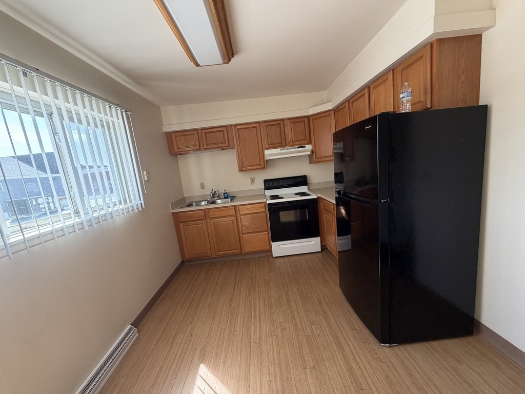 56 1/2 Main Street - Photo 4