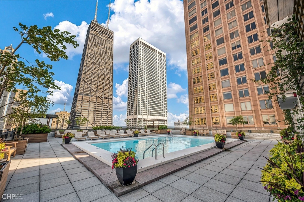 777 N Michigan Avenue - Photo 14