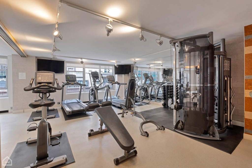 777 N Michigan Avenue - Photo 19