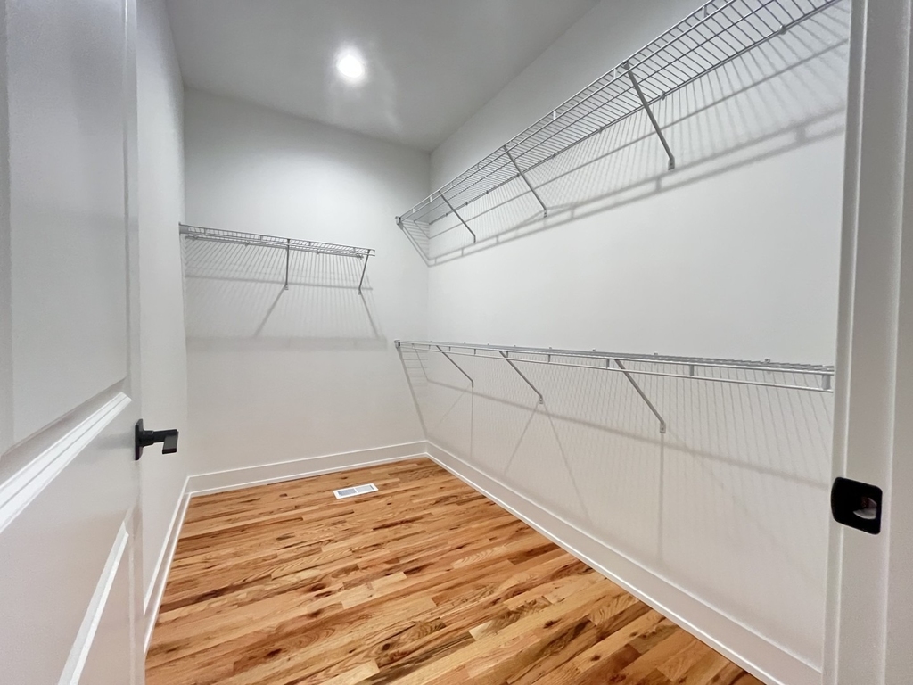 974 Meadow Lane - Photo 11