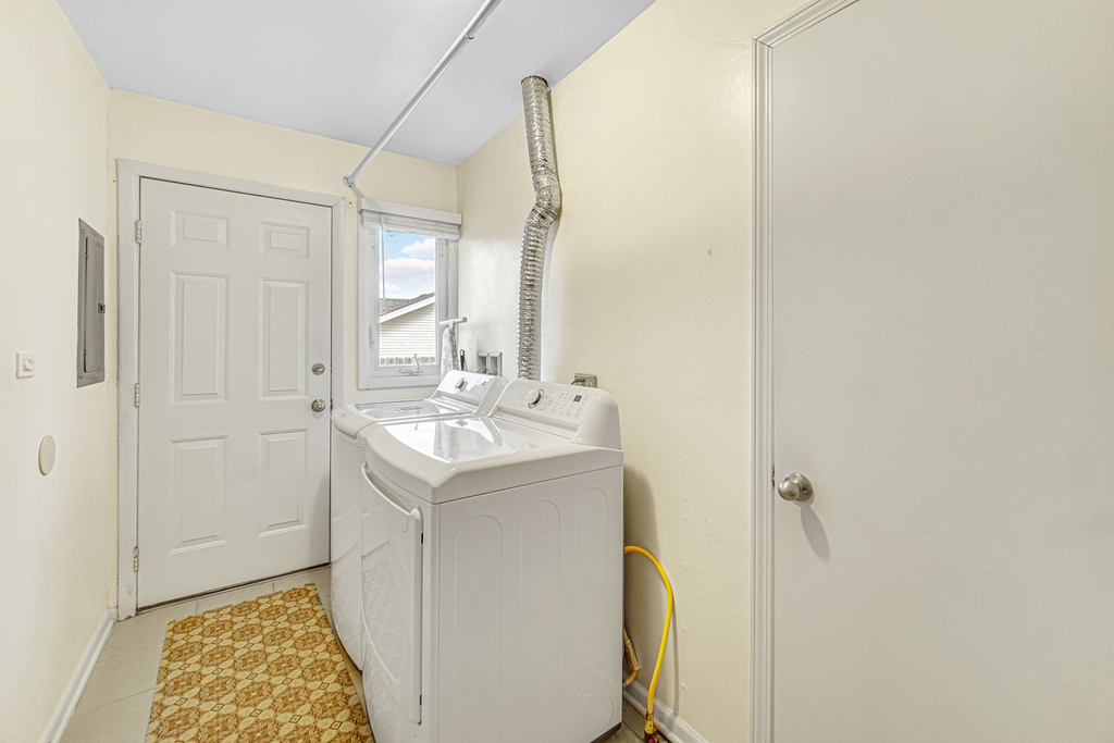 310 Maricopa Lane - Photo 17