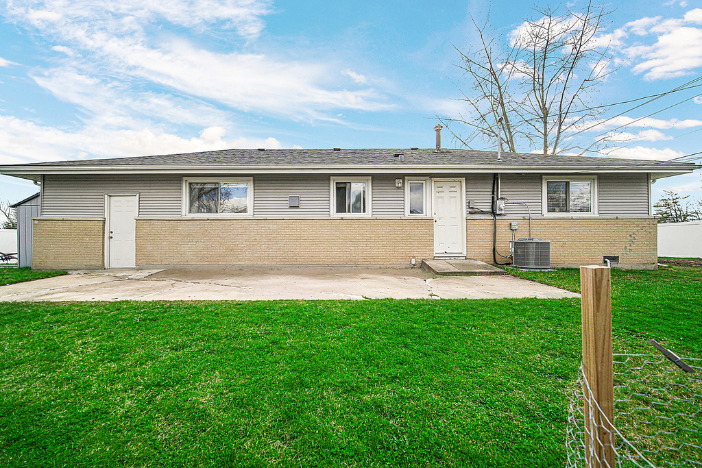 310 Maricopa Lane - Photo 18