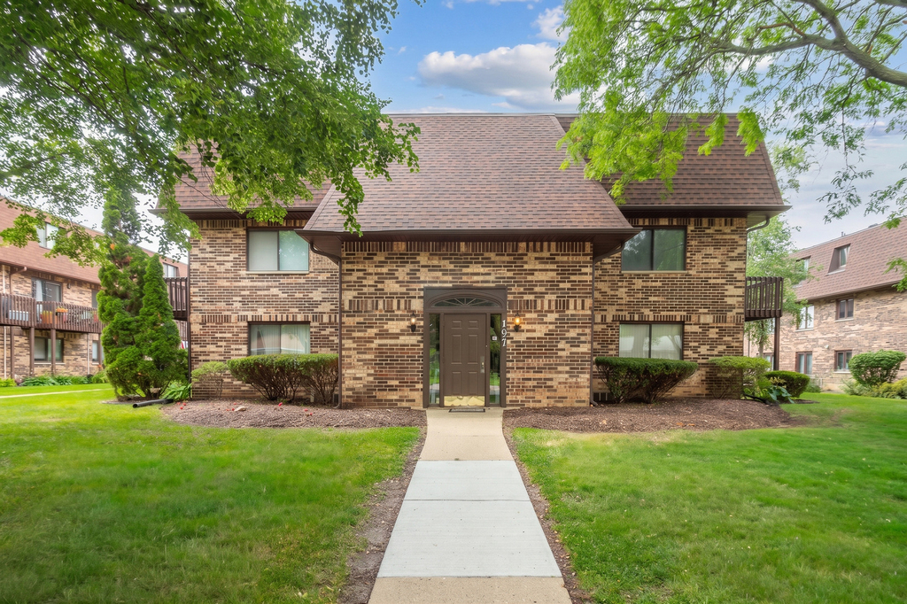 197 Uteg Street - Photo 0