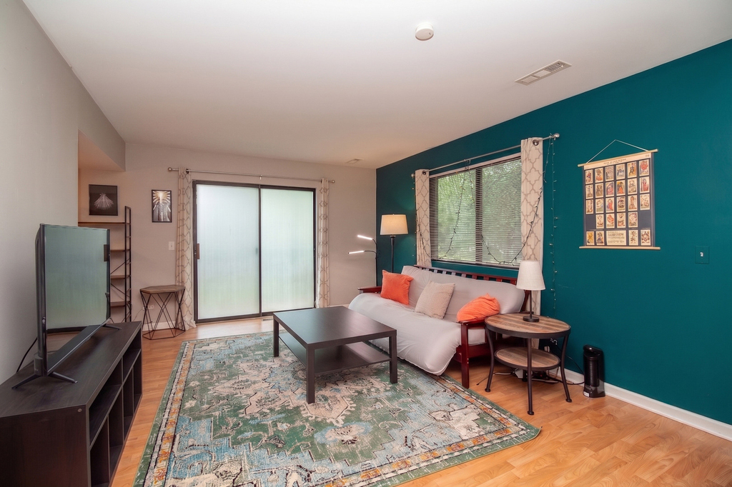 197 Uteg Street - Photo 2