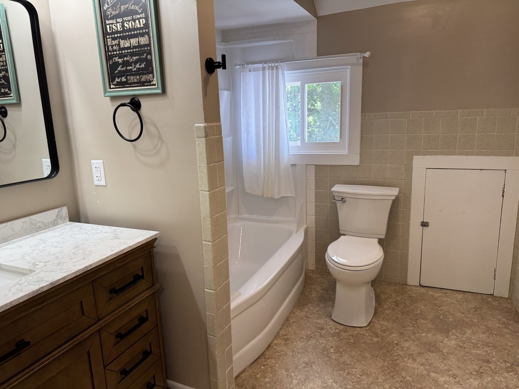 121 Terwilliger Street - Photo 13