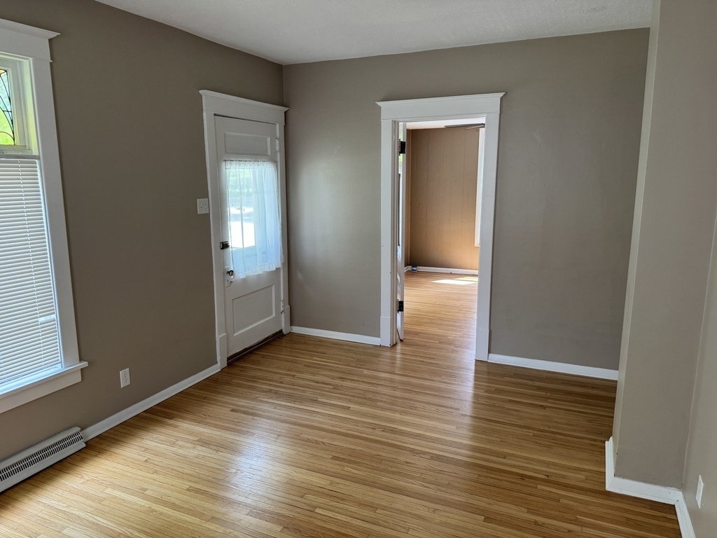 121 Terwilliger Street - Photo 8