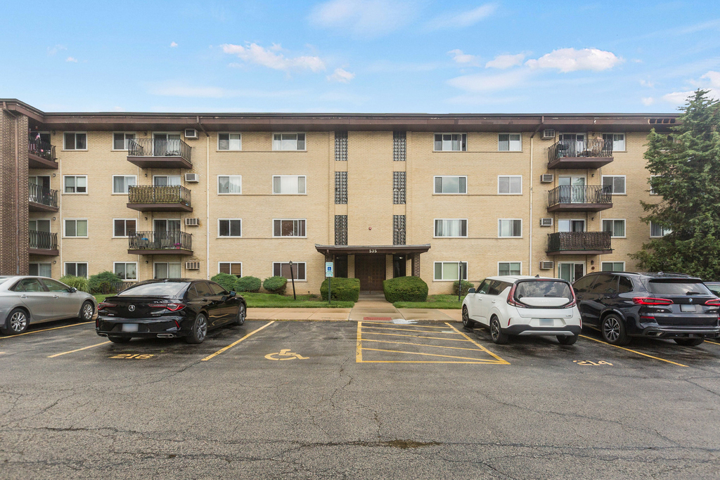 535 S Cleveland Avenue - Photo 0