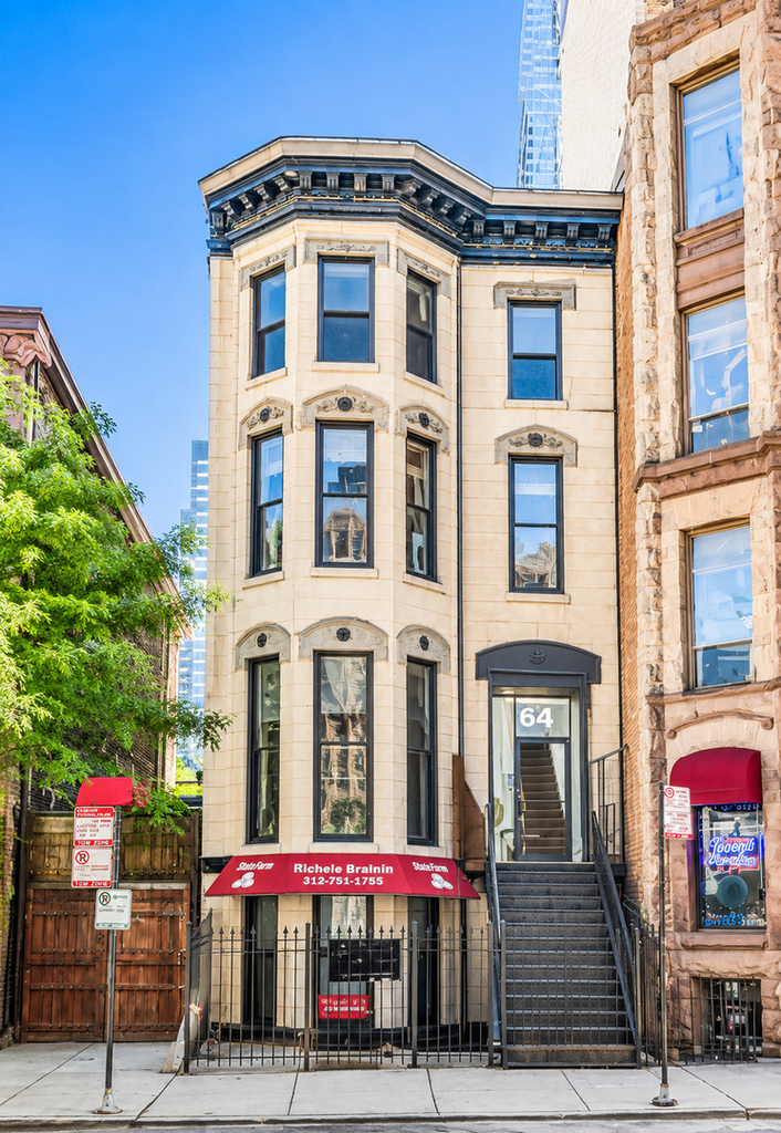 642 N Dearborn Street - Photo 0