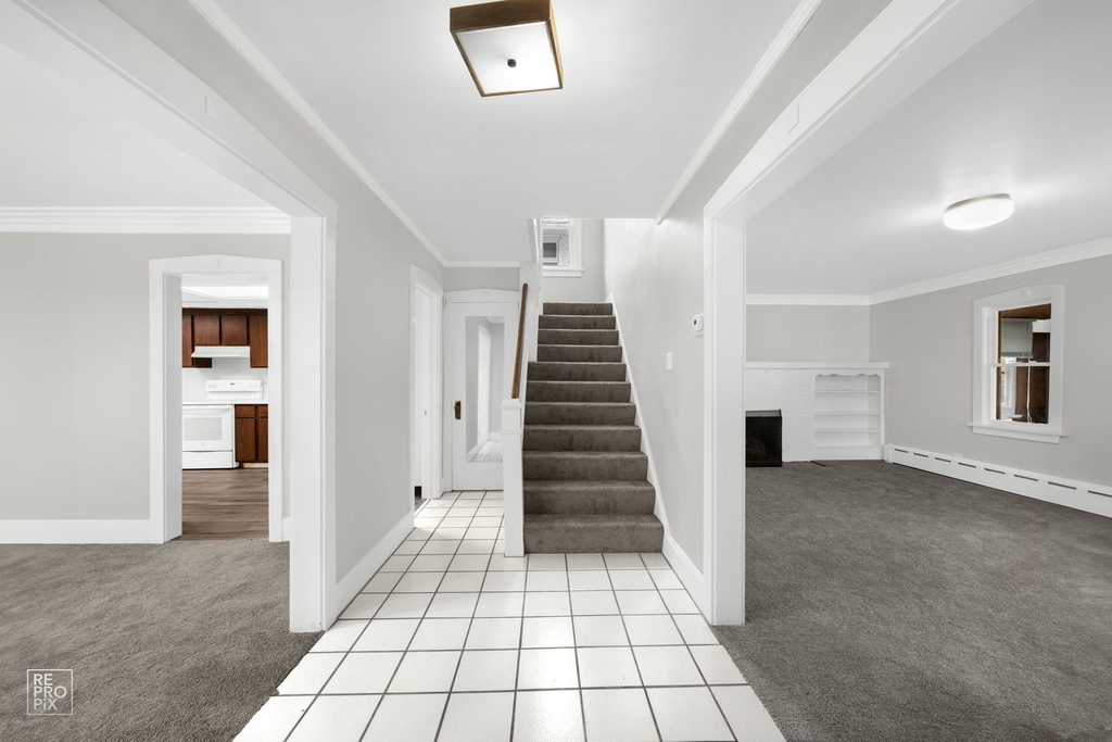 727 N Ridgeland Avenue - Photo 1