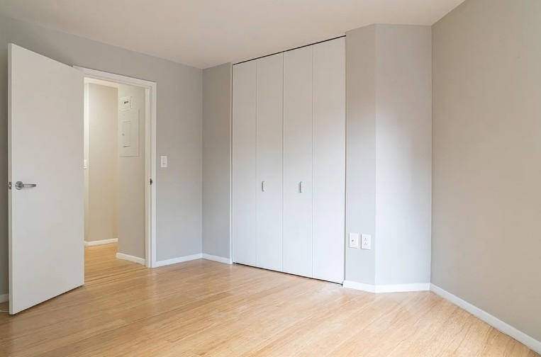 2nd Avenue - Photo 3