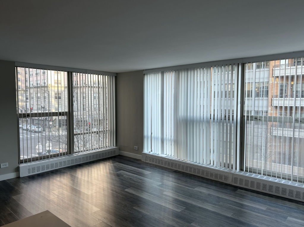 5600 N Sheridan Road - Photo 2