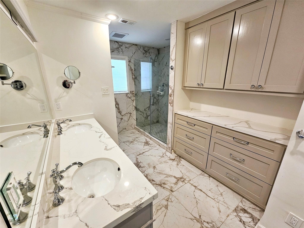 9738 Braesmont Drive - Photo 3