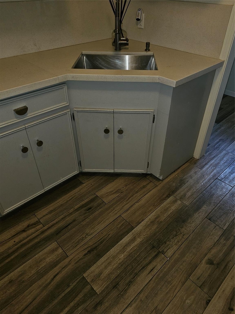 9738 Braesmont Drive - Photo 11