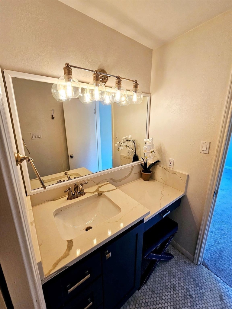 9738 Braesmont Drive - Photo 18