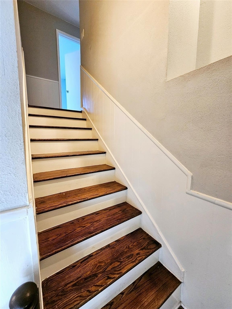 9738 Braesmont Drive - Photo 13