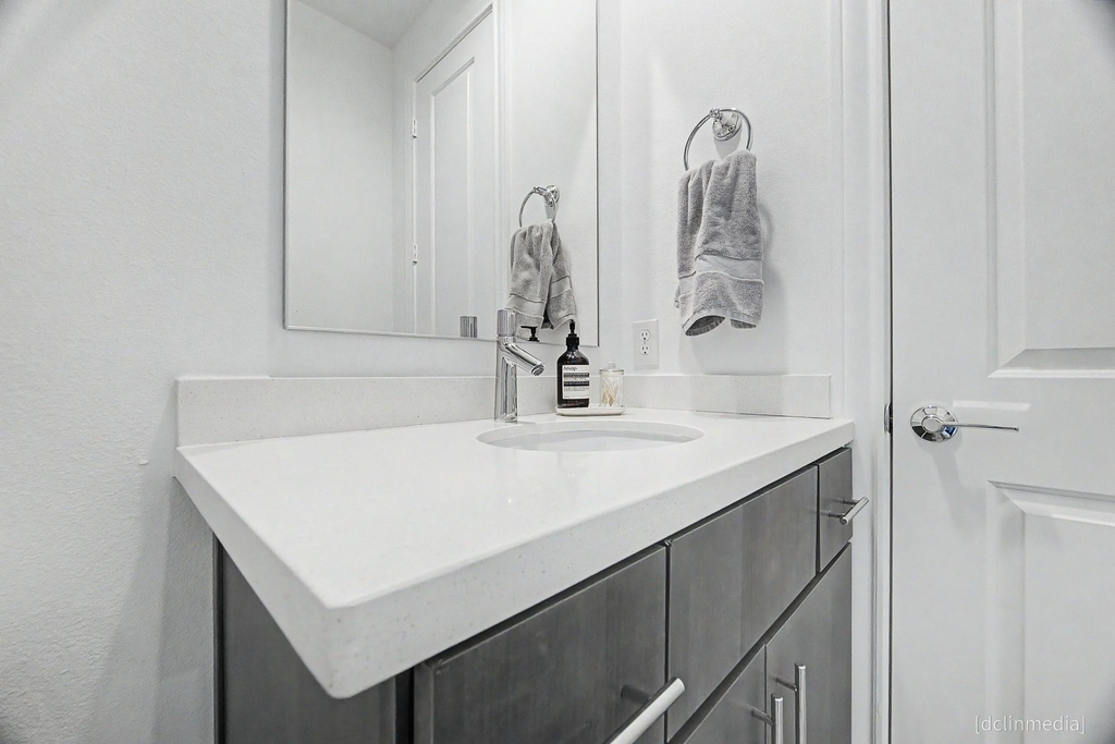 4009 University Grove Street - Photo 26