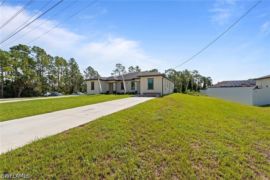 907 Homestead Road S - Photo 2