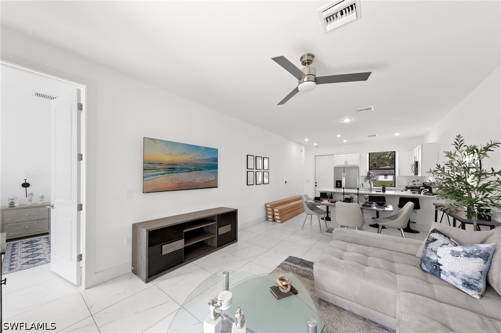 907 Homestead Road S - Photo 11