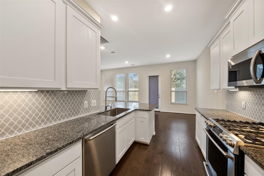708 Ivory Manor Drive - Photo 7