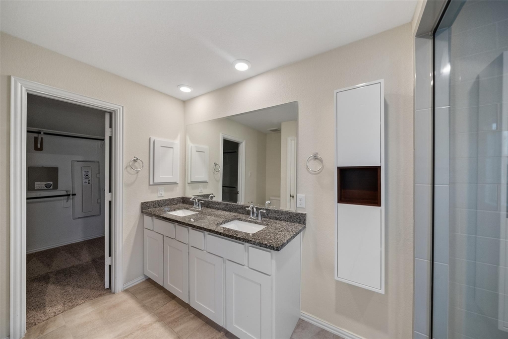 708 Ivory Manor Drive - Photo 12