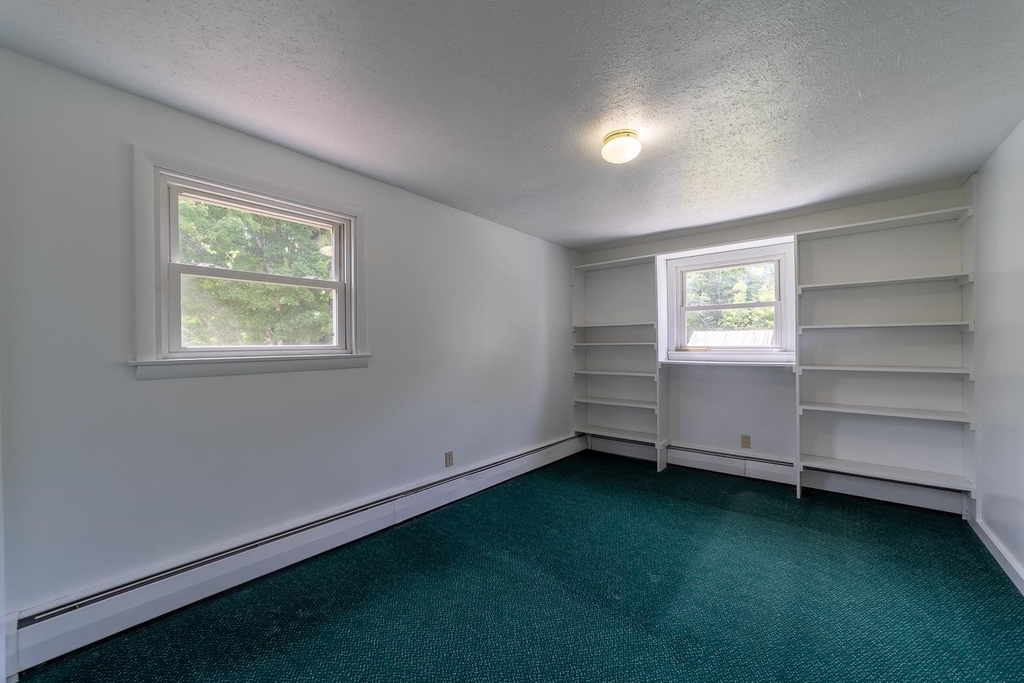 1092 Nh Rt 175 - Photo 18