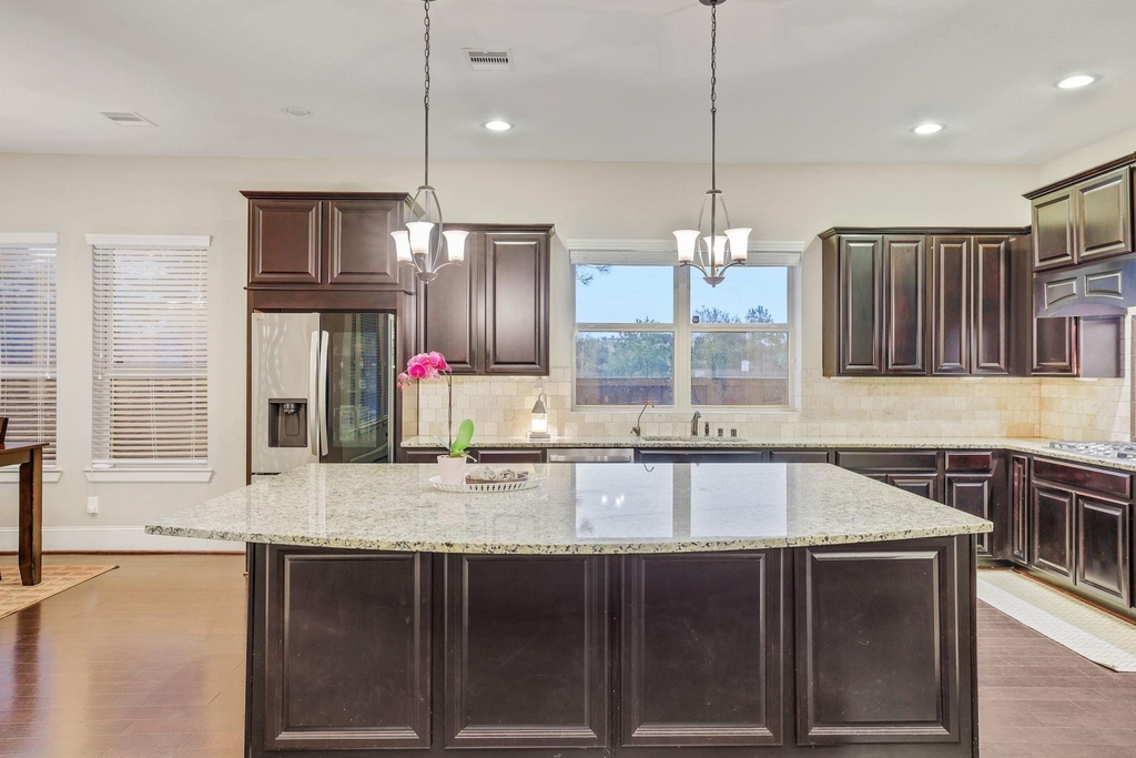 10423 Hatcher Drive - Photo 13