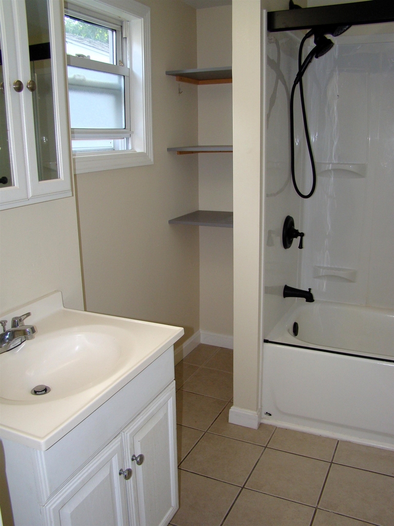 33 Norton - Photo 3
