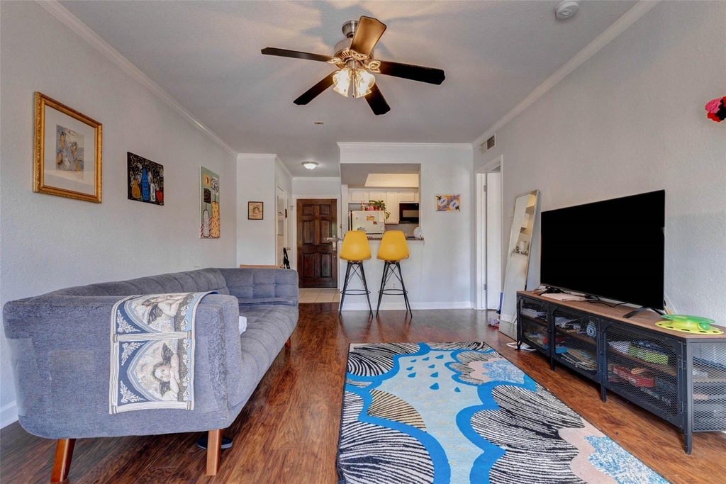4515 Briar Hollow Place - Photo 4