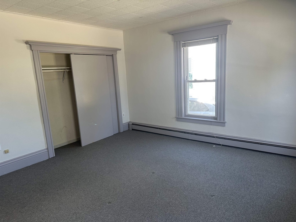 28 Lincoln - Photo 16