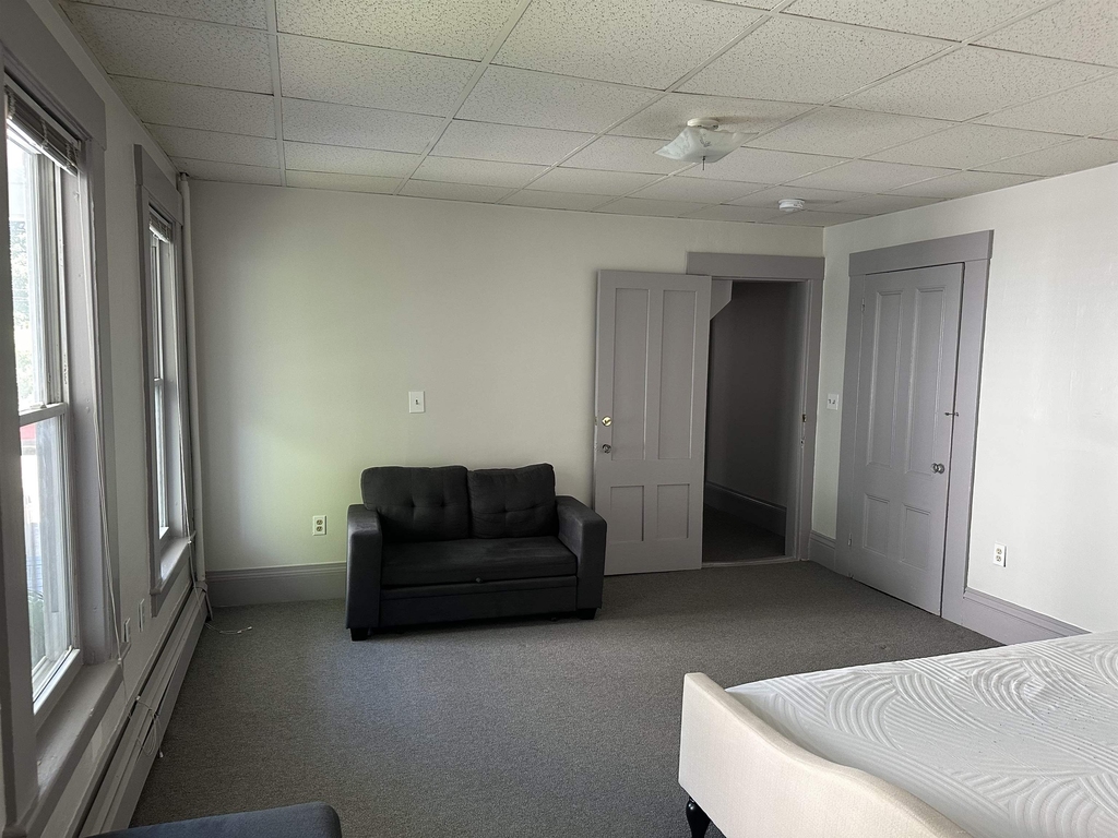 28 Lincoln - Photo 10
