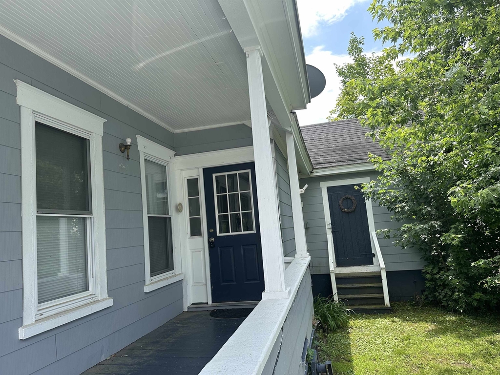 28 Lincoln - Photo 3