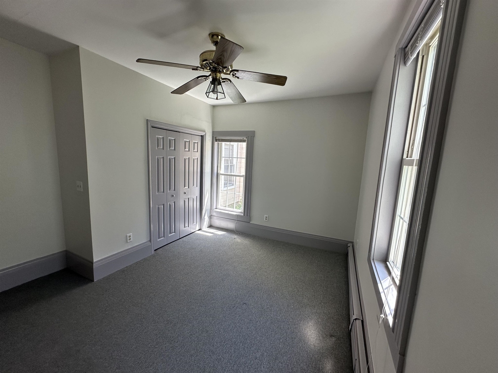 28 Lincoln - Photo 22