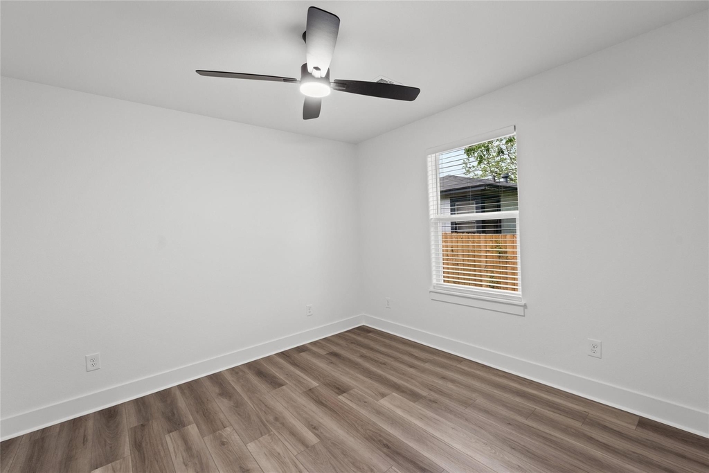 514 W Wilkins Street - Photo 12