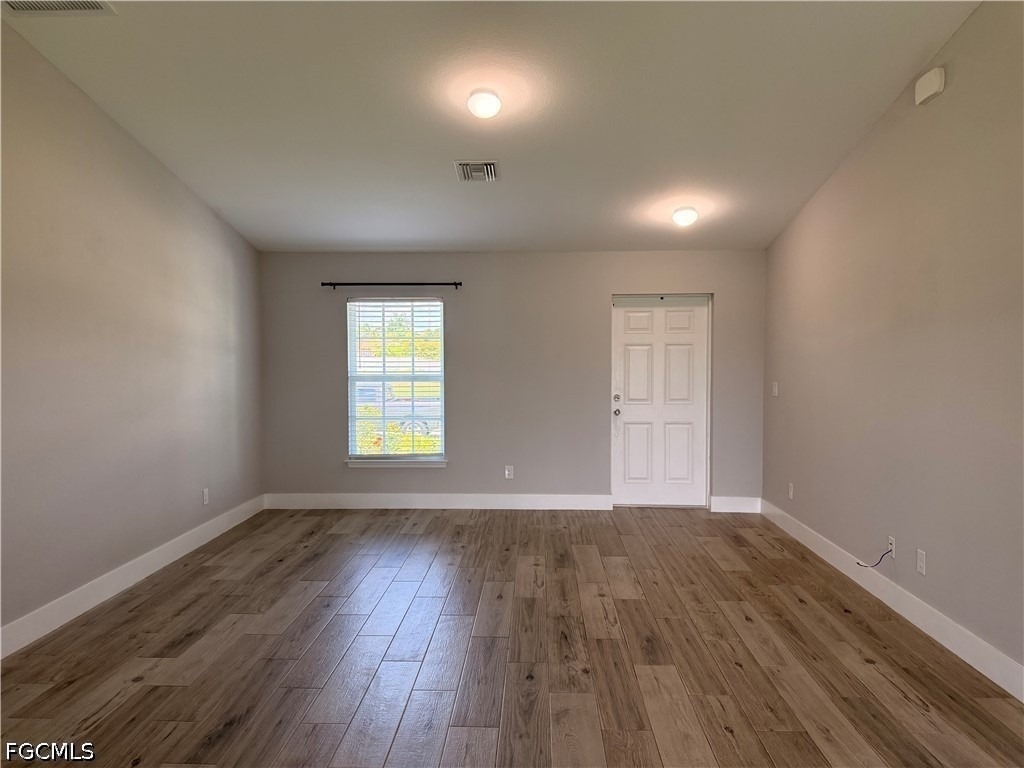 3214 Ne 14th Place - Photo 3