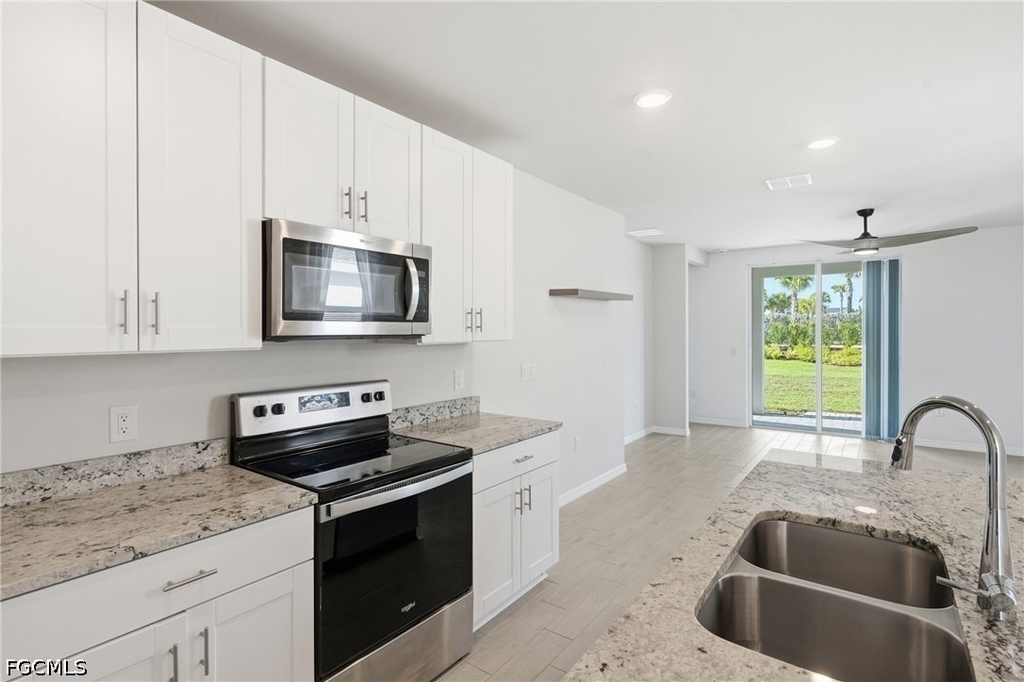 44197 Frontier Drive - Photo 4