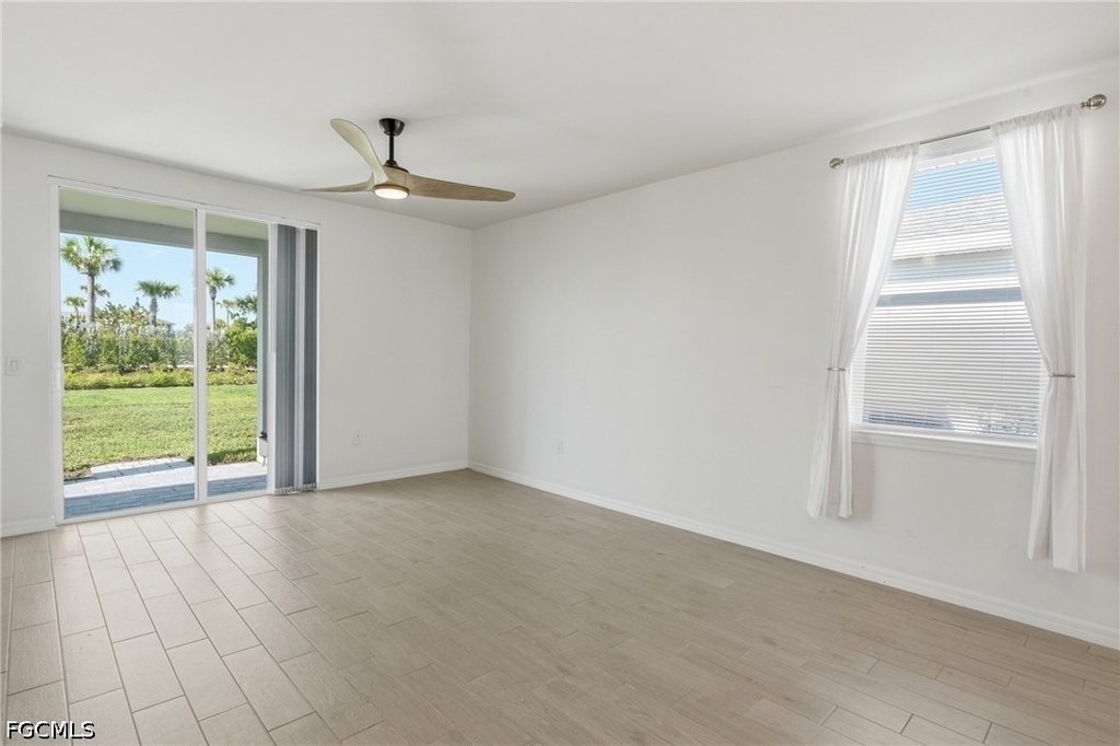 44197 Frontier Drive - Photo 7