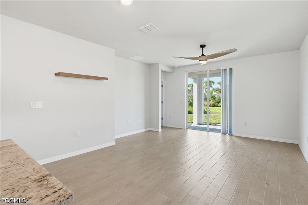 44197 Frontier Drive - Photo 6