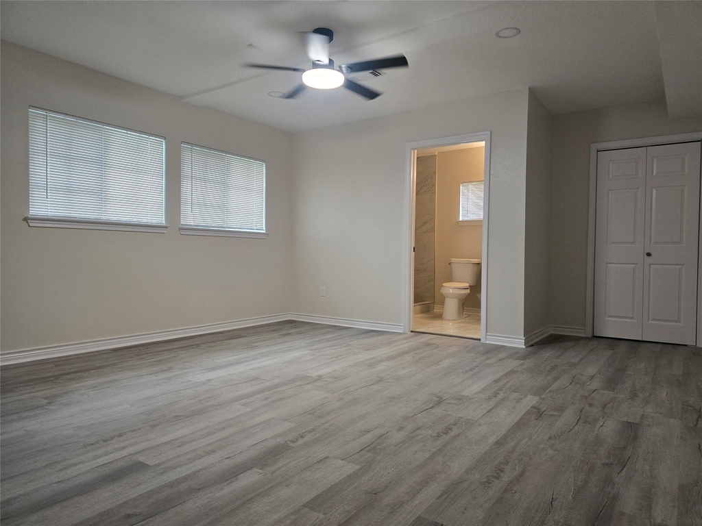 10518 Royal Oaks Drive - Photo 9