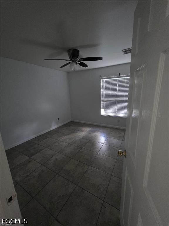 409 Hull Avenue S - Photo 3