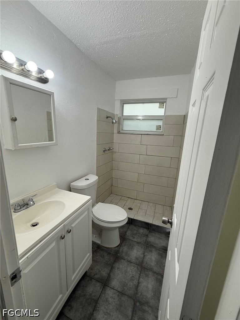 3033 2nd Street - Photo 3