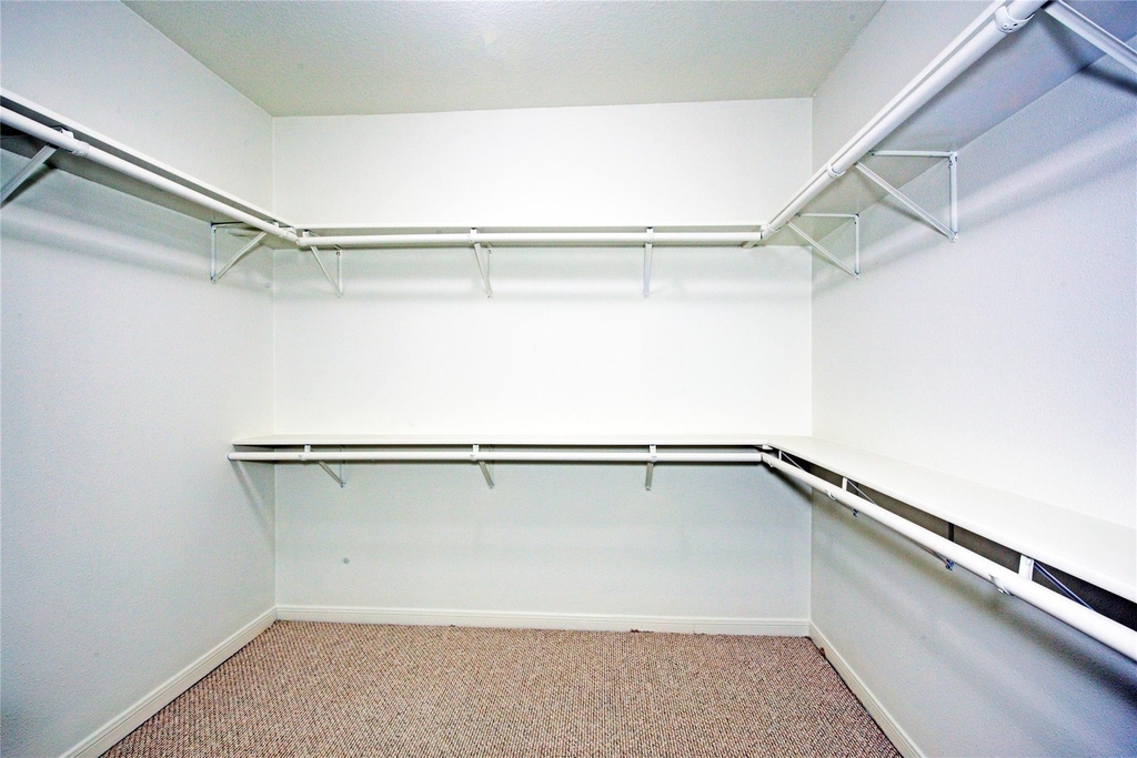 76 Scarlet Woods Court - Photo 22